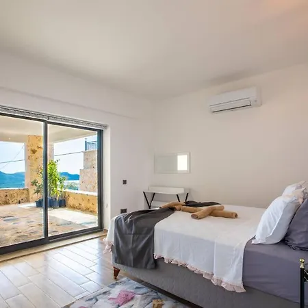 Deniz Goeren Lueks Yeni Esyali Ferah 4+1 Oezel فيلة